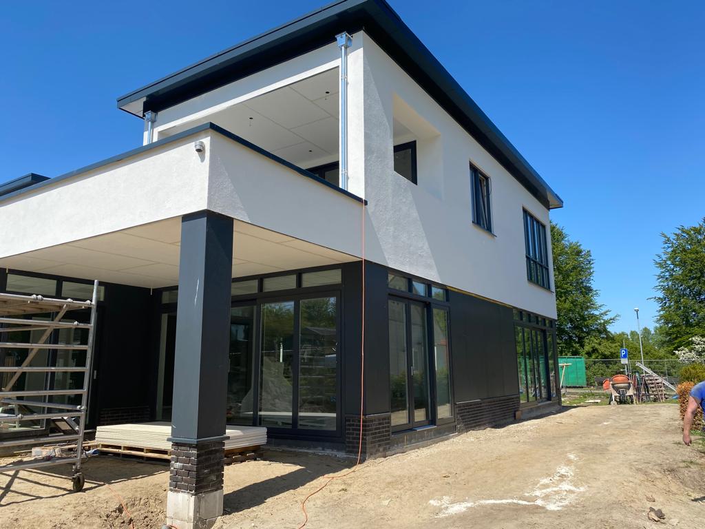 Nieuwbouw Kantine met bovenwoning