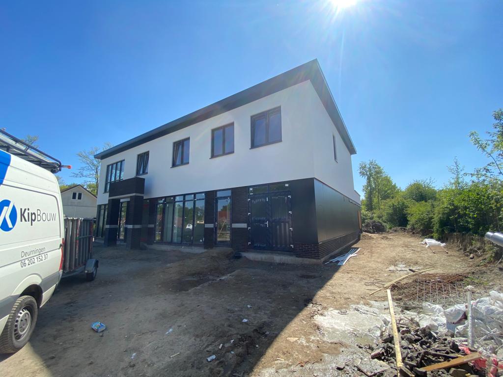 Nieuwbouw Kantine met bovenwoning