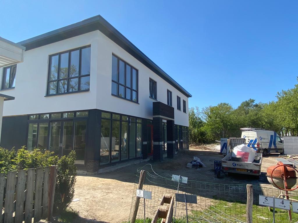 Nieuwbouw Kantine met bovenwoning