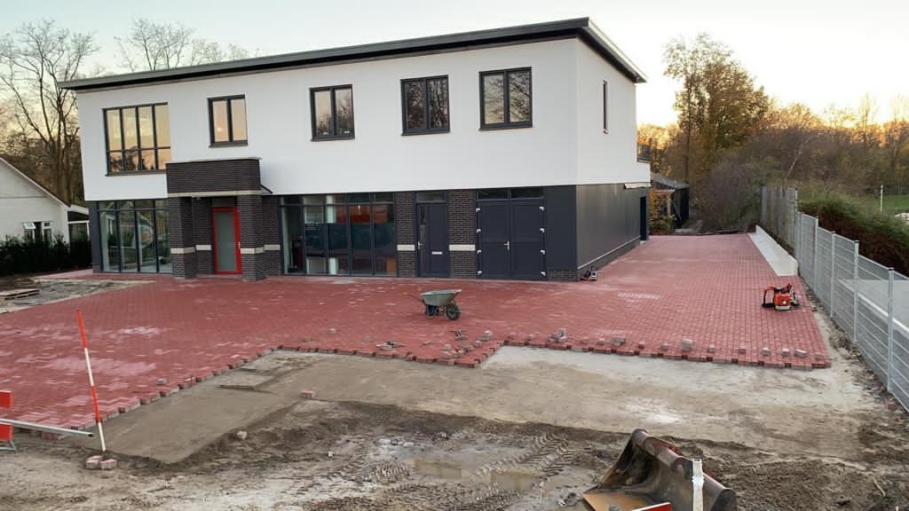 Nieuwbouw Kantine met bovenwoning